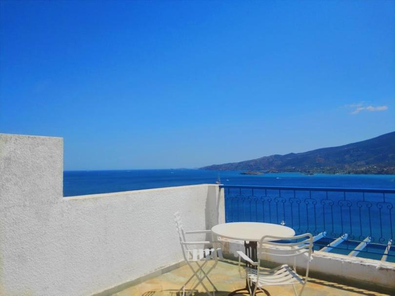 Rania Studios Poros Town Exterior foto